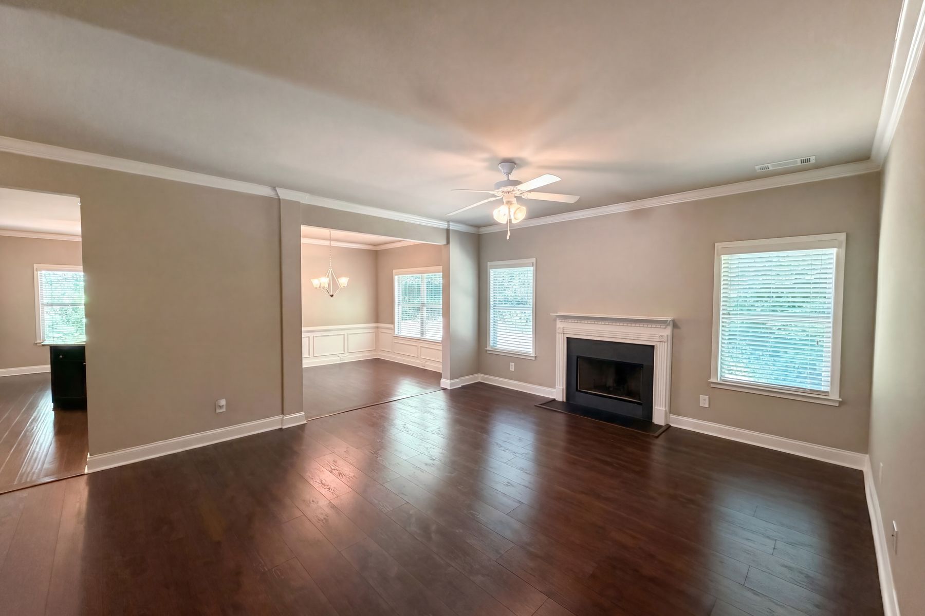 Property photo 3 of 1209 Windstone Dr