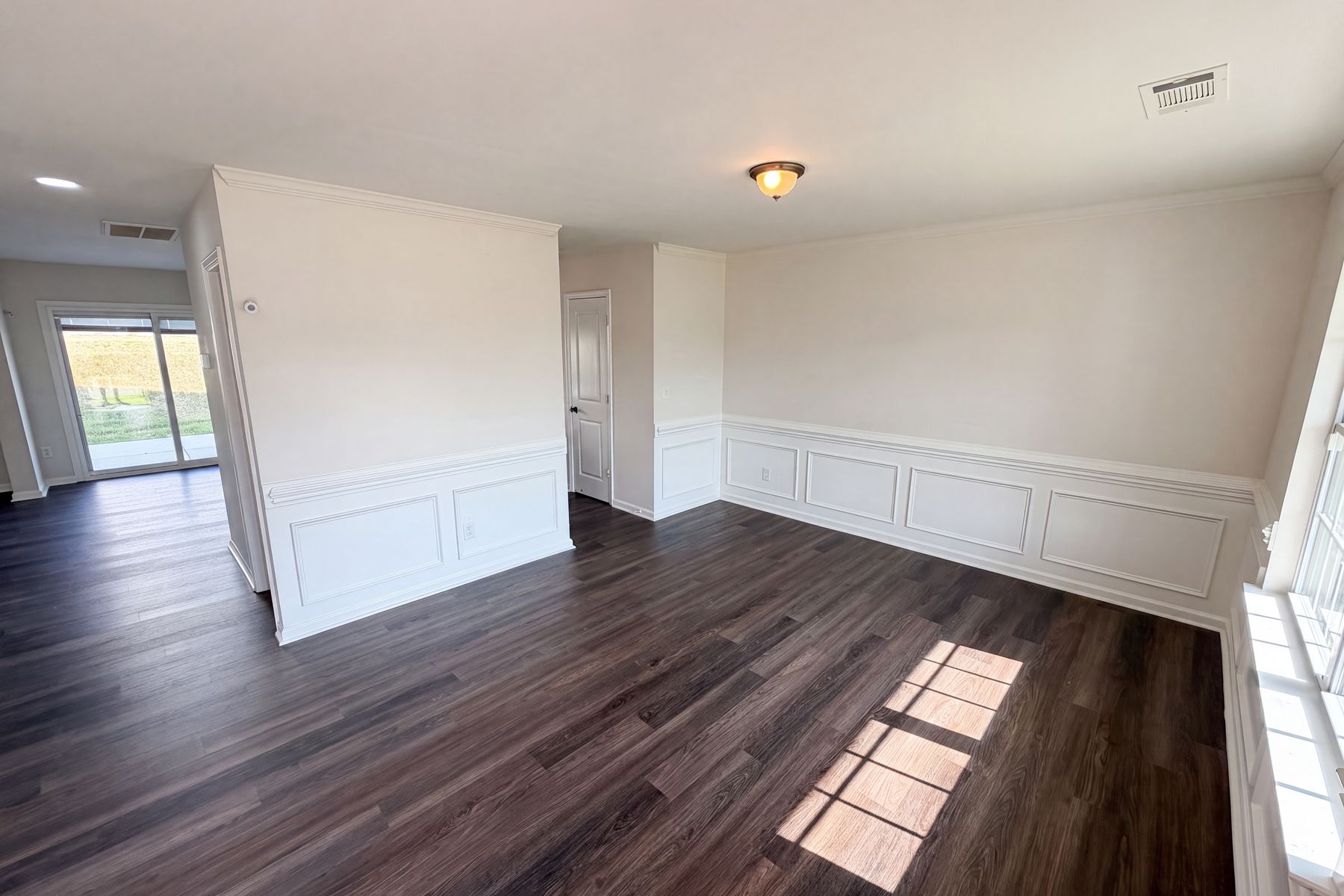 Property photo 3 of 9833 Wardley Dr