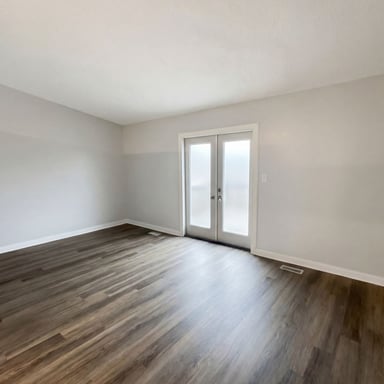 Property photo 3 of 7739 Inverness Dr