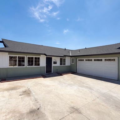 Property photo 1 of 21312 E Greenhaven St