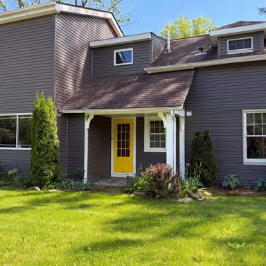 Property photo 1 of 23691 Redfern Rd