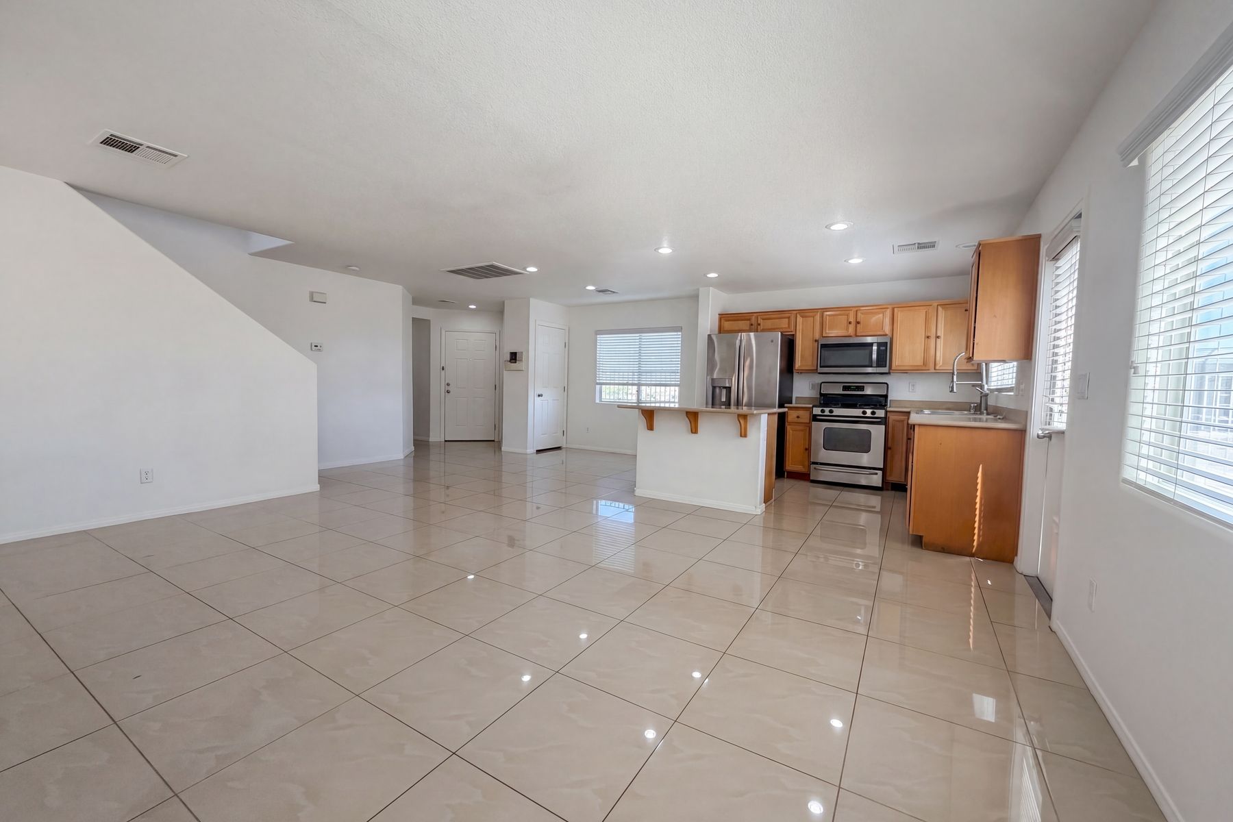 Property photo 3 of 10506 Yuha Desert Ct