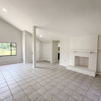 Property photo 3 of 8 Bumelia Ct