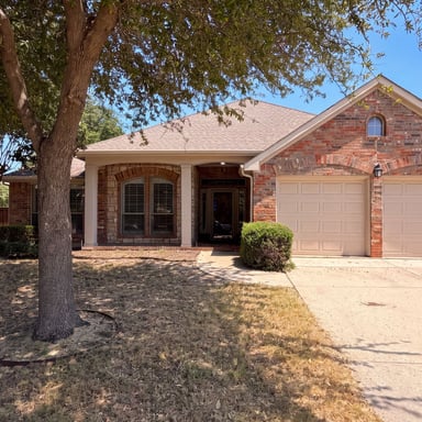 Property photo 1 of 2601 Whispering Trl