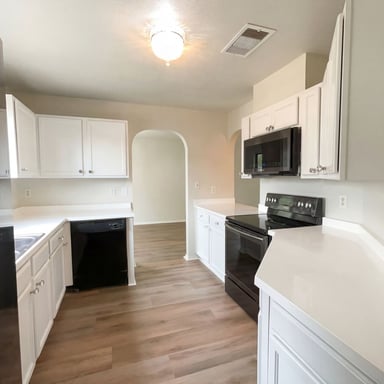 Property photo 2 of 8807 Mesa Vis