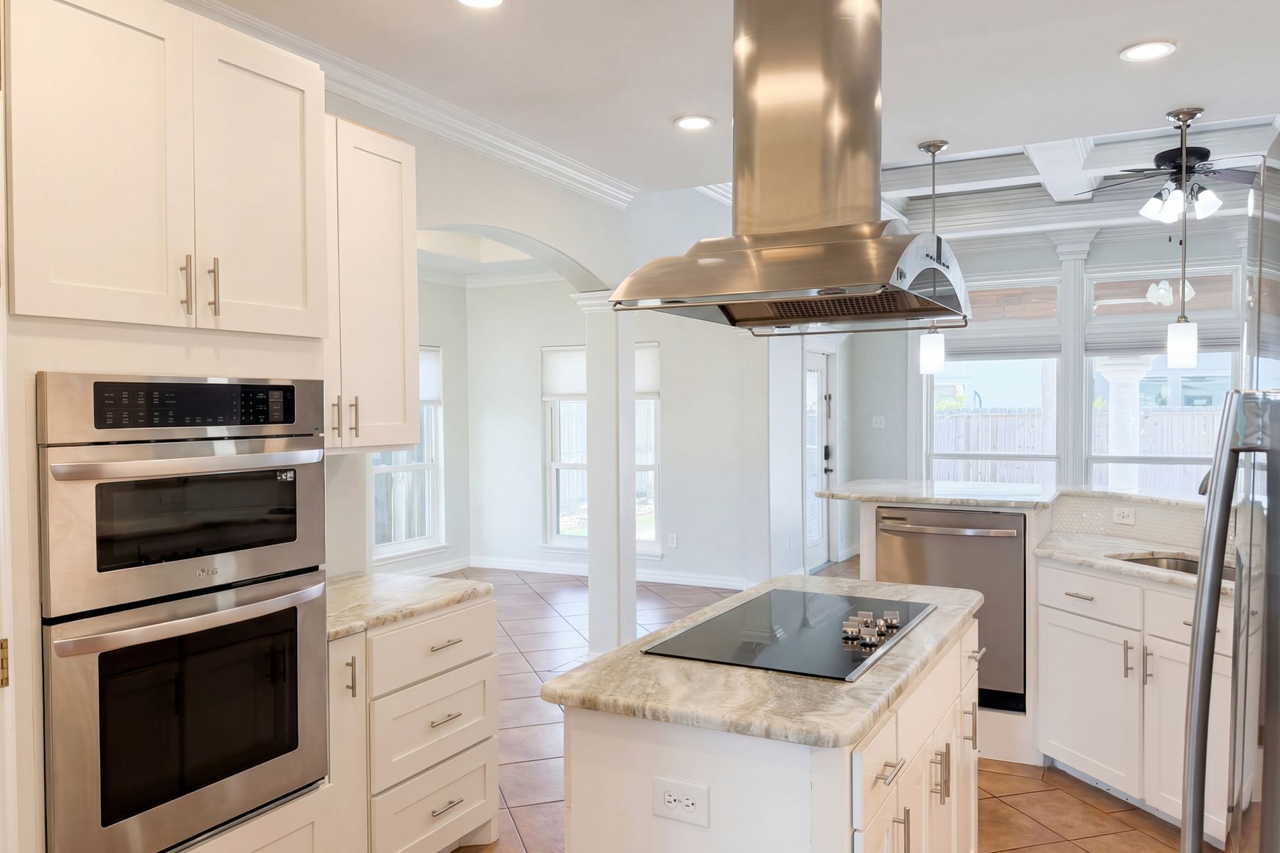 Photo 2 of 28 of 15285 Cartagena Ct, Corpus Christi, TX