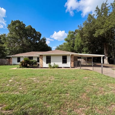 Property photo 1 of 10510 SW 74th Ct