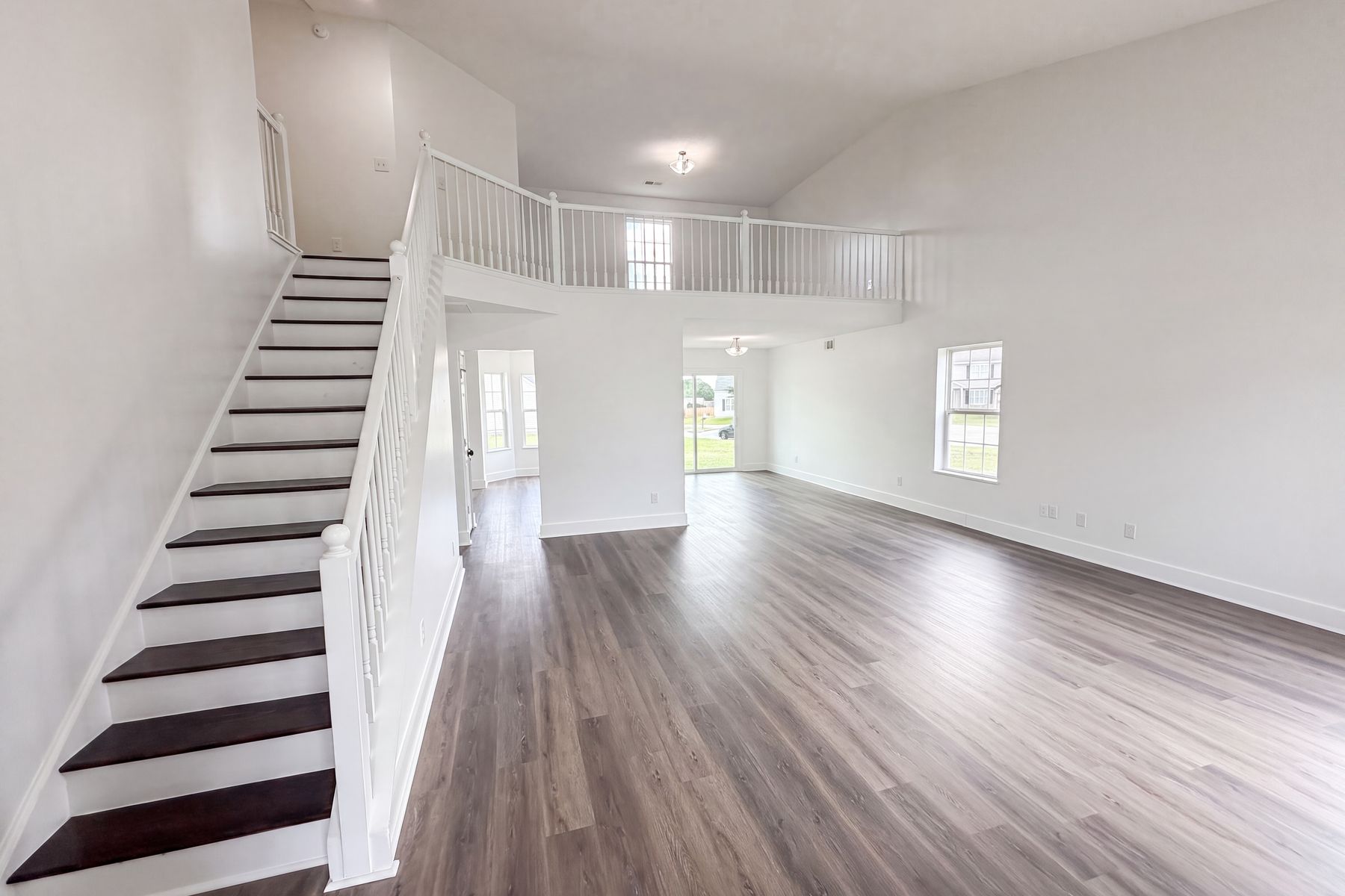 Property photo 3 of 349 Ridgehill Dr