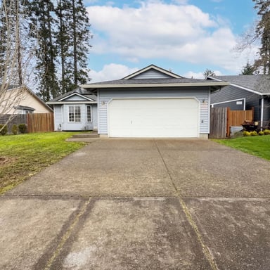 Property photo 1 of 8641 NE Windstone St