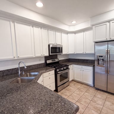 Property photo 2 of 3127 Madsen St