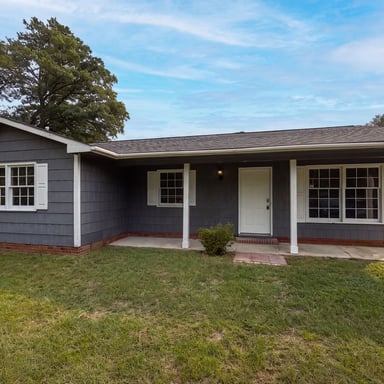 Property photo 1 of 6616 Amanda Cir
