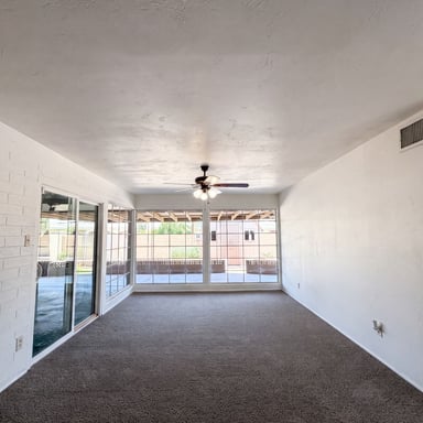 Property photo 3 of 3115 N 53rd Dr