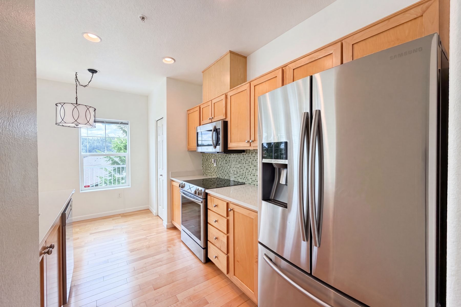Photo 2 of 26 of 15485 SW Sparrow Loop, Beaverton, OR
