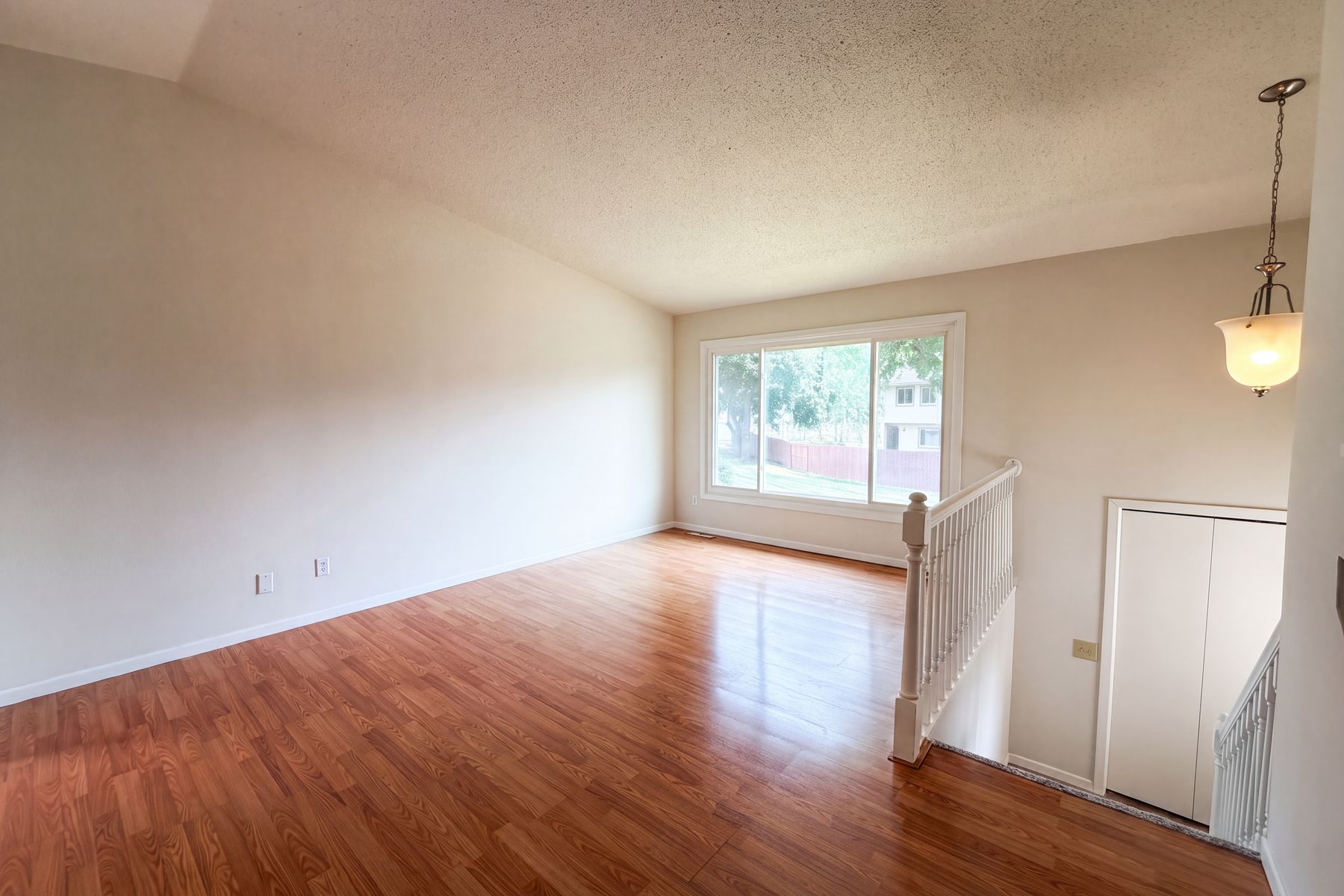 Property photo 3 of 16066 Foliage Ave W