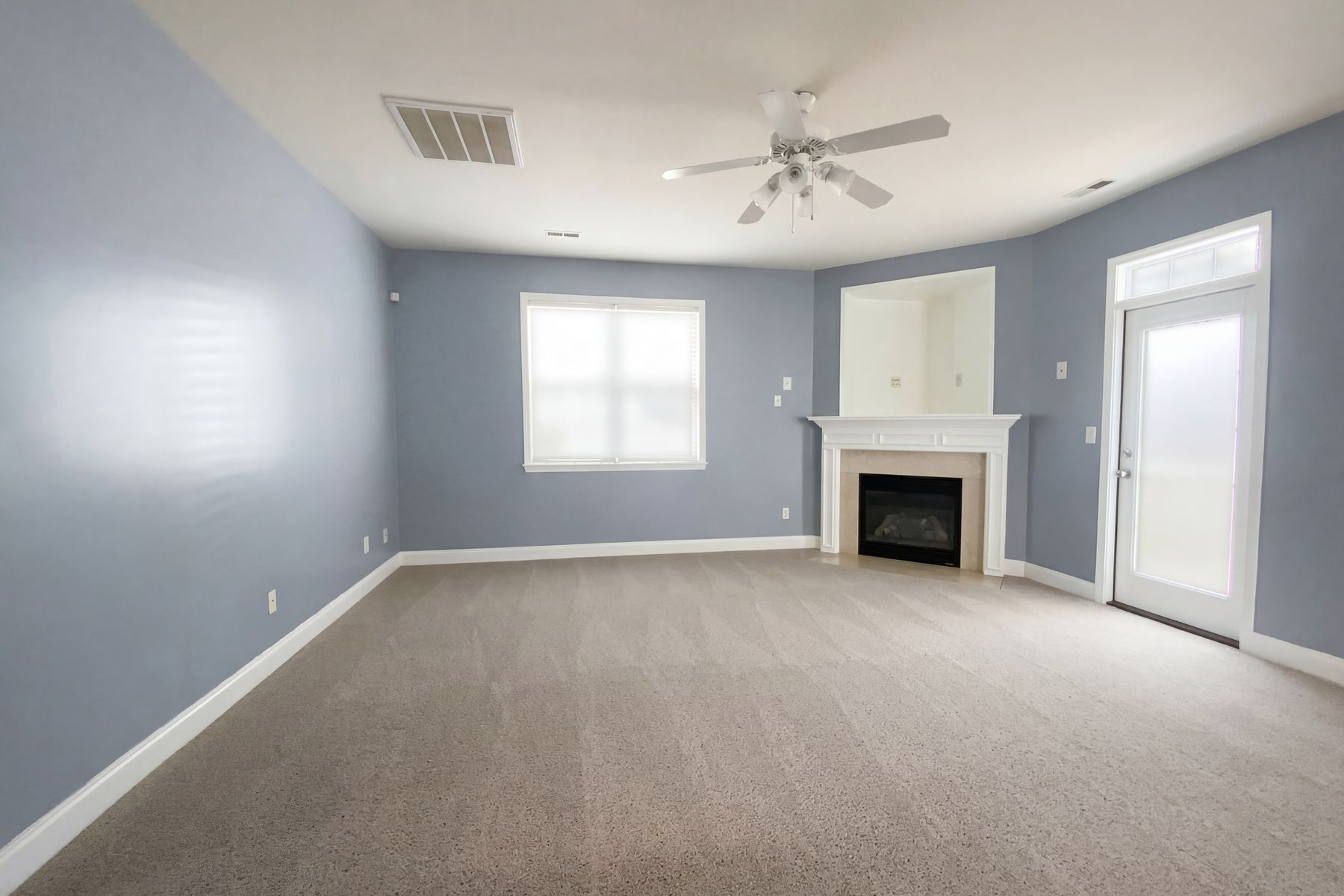 Property photo 3 of 8915 Cinder Ln