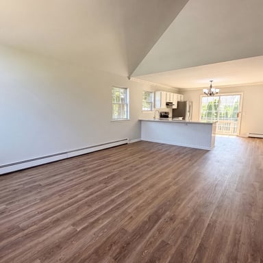 Property photo 3 of 166 Moriches Ave