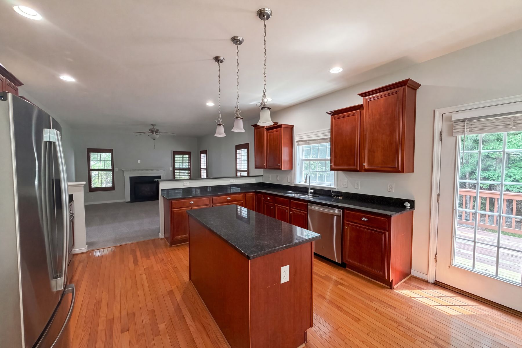 Photo 2 of 26 of 14725 Grand Forest Ct, South Chesterfield, VA