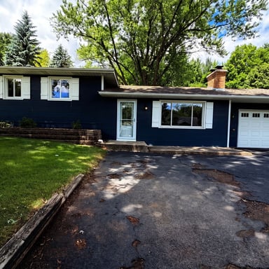 Property photo 1 of 18220 Duck Lake Trl