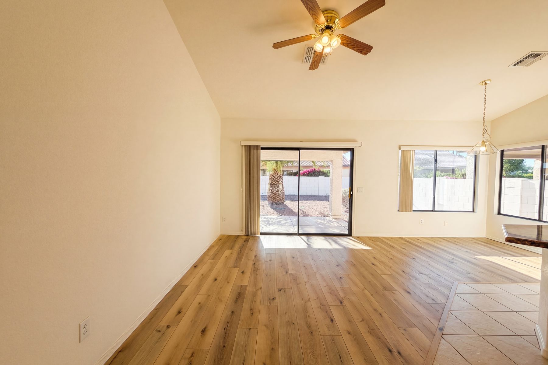 Property photo 3 of 25210 S Wyoming Ave