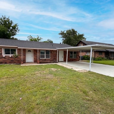 Property photo 1 of 3720 Wingate Dr