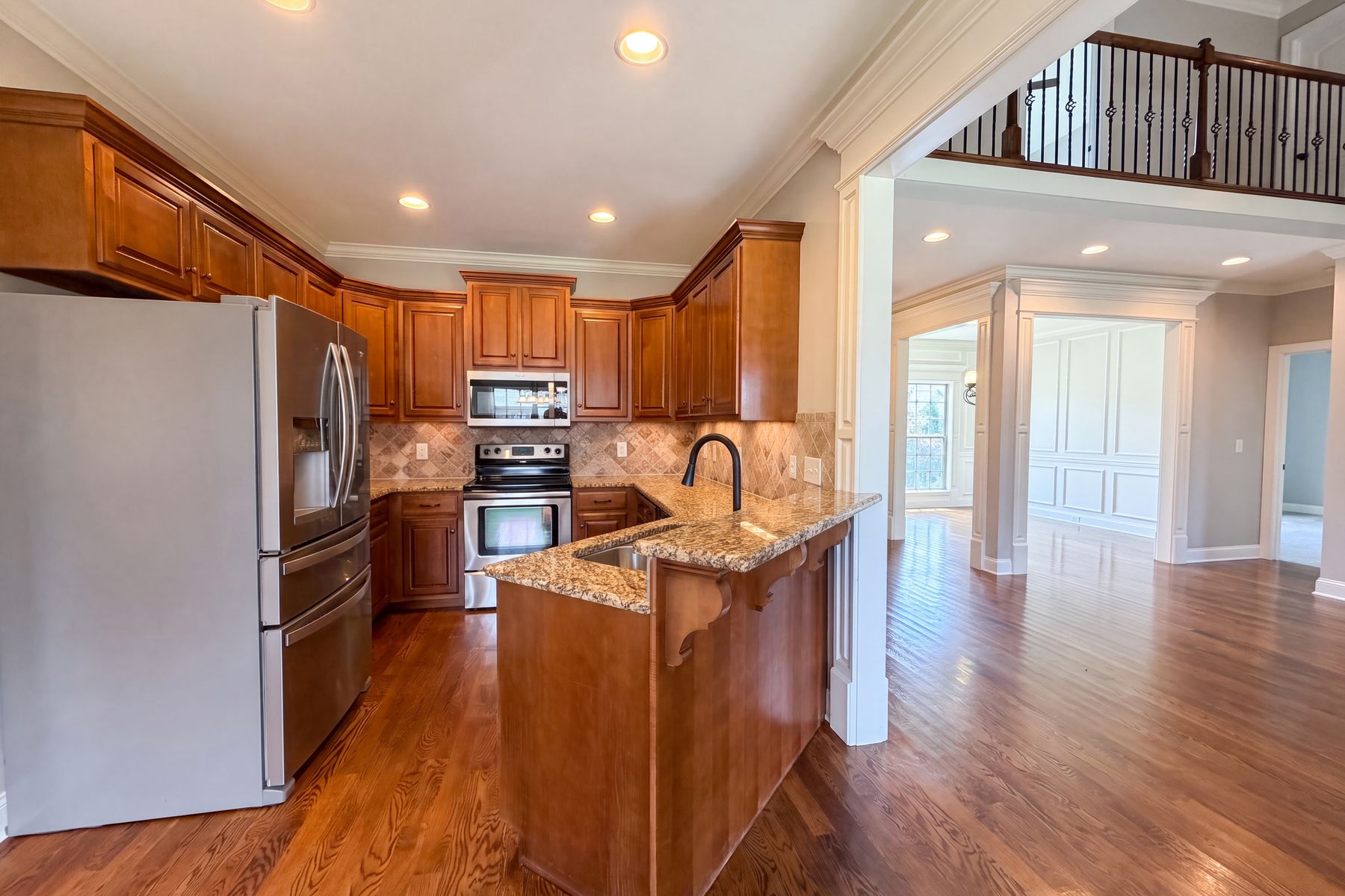 Photo 2 of 30 of 3418 Shady Forest Dr, Murfreesboro, TN