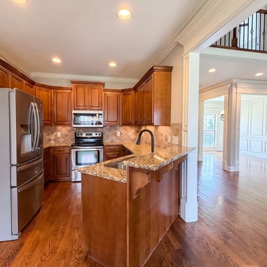 Property photo 2 of 3418 Shady Forest Dr