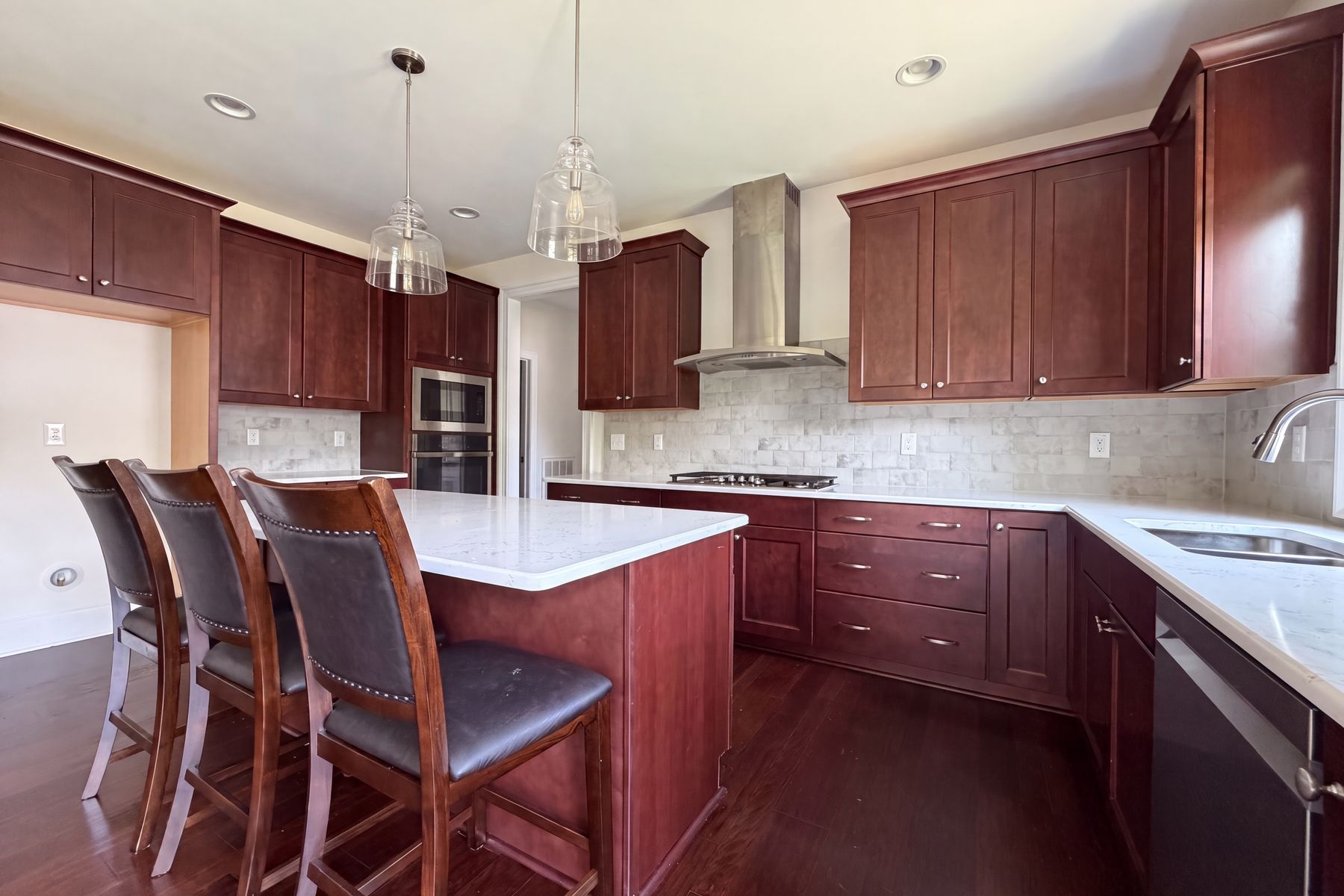 Photo 2 of 37 of 205 Avocet Ln, Clayton, NC
