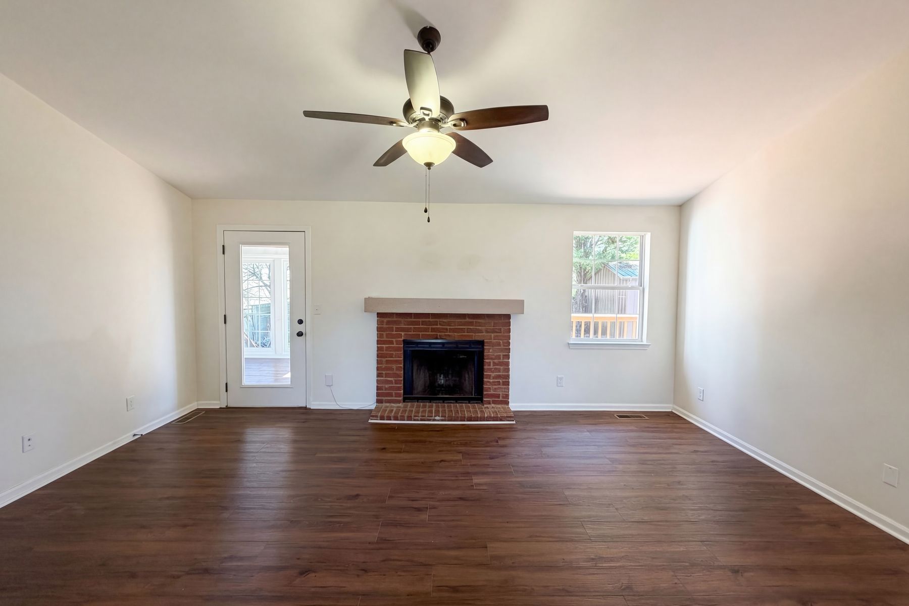 Property photo 3 of 257 Spring Meadows Dr
