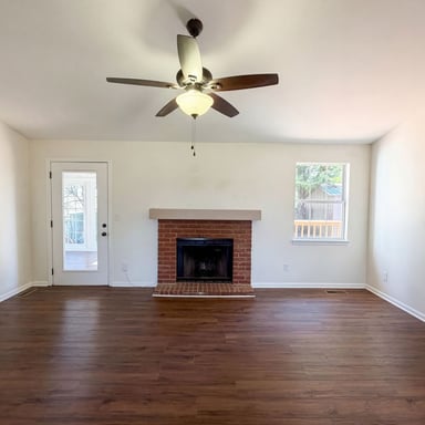 Property photo 3 of 257 Spring Meadows Dr