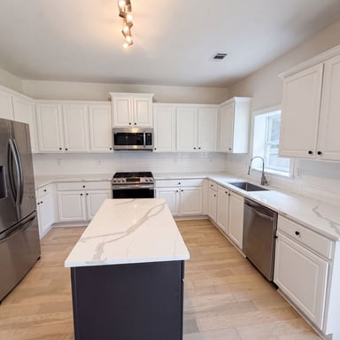 Property photo 2 of 3718 Park Hill Cir