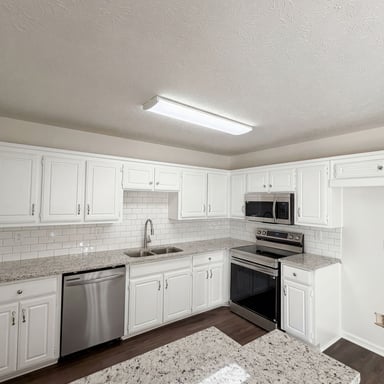 Property photo 2 of 416 Busby Ln
