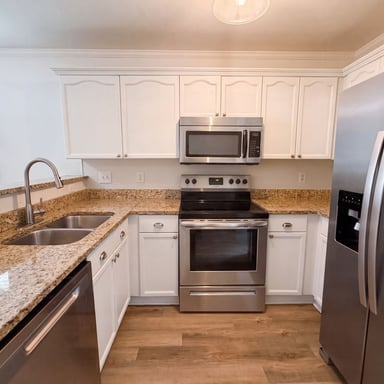 Property photo 2 of 946 Olde Towne Way