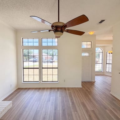 Property photo 3 of 6612 Lakeside Dr