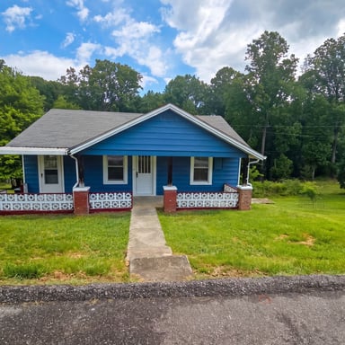 Property photo 1 of 3209 Swan Pl