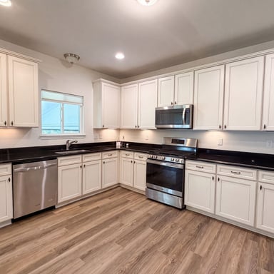 Property photo 2 of 5945 Hawkins Ridge Ct