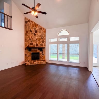 Property photo 3 of 4305 Curlew Ln