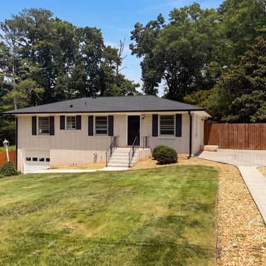 Property photo 1 of 3119 Holbrook Dr SW