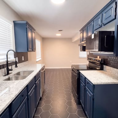 Property photo 2 of 335 Homeville Rd