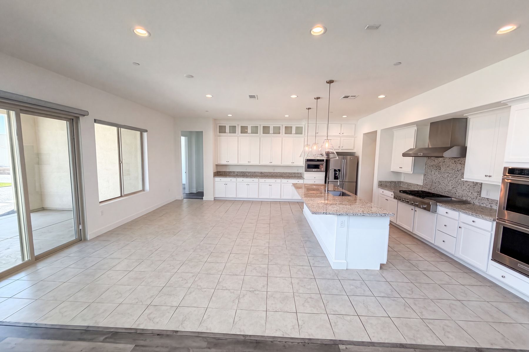 Photo 2 of 43 of 17698 Col Ranch Dr, Riverside, CA