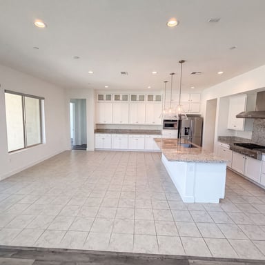 Property photo 2 of 17698 Col Ranch Dr