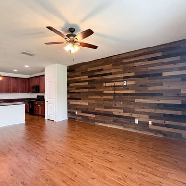 Property photo 3 of 9165 Blackstone Dr
