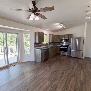 Property photo 2 of 7190 Pine Hills Way
