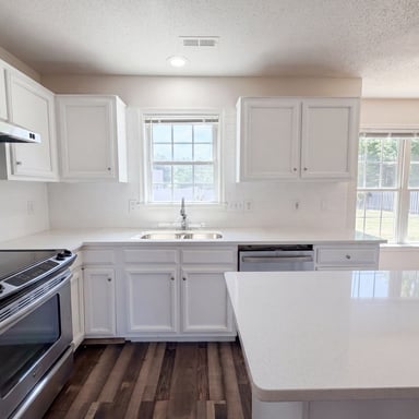 Property photo 2 of 135 Brookgreen Ct