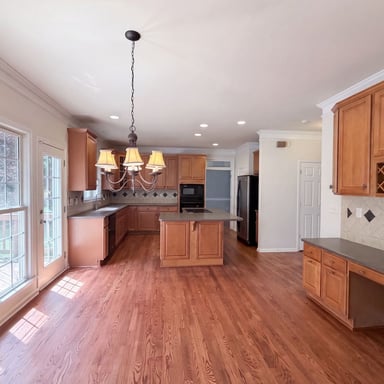 Property photo 2 of 188 Forest Walk Way