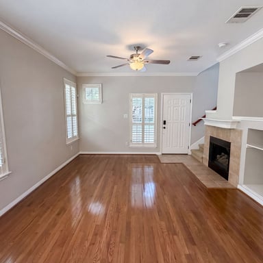 Property photo 3 of 8518 Cahill Dr Apt 19