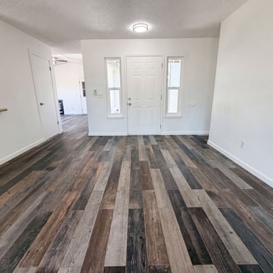 Property photo 3 of 838 Dutra Ave