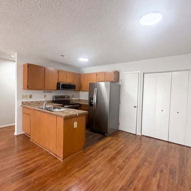 Property photo 2 of 104 Santa Anita Ave
