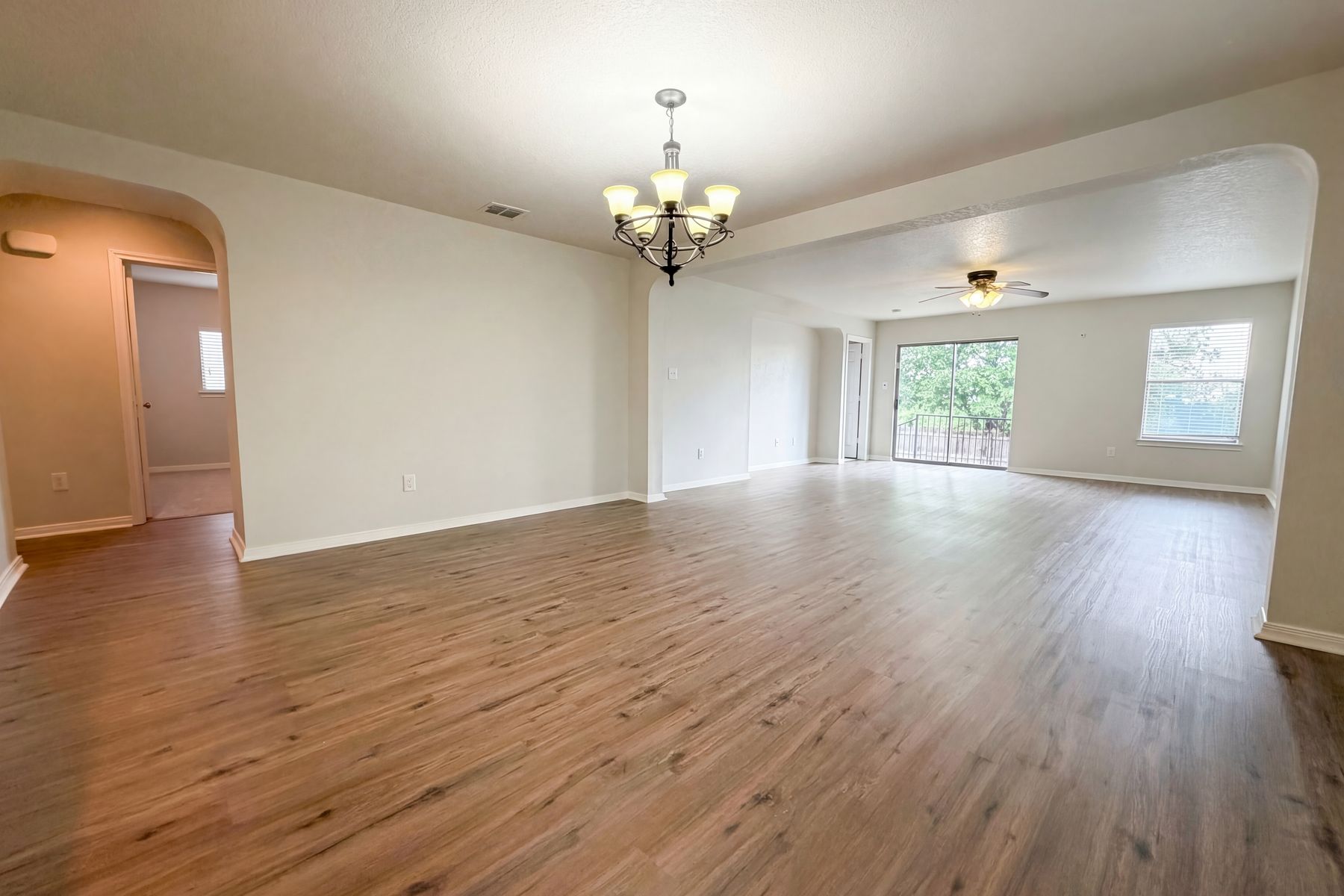 Property photo 3 of 5708 Maxfli Dr