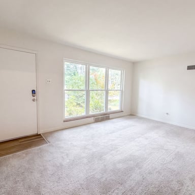 Property photo 3 of 8606 Vasel Ave