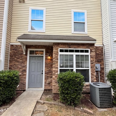 Property photo 1 of 321 Gilman Ln Unit 109